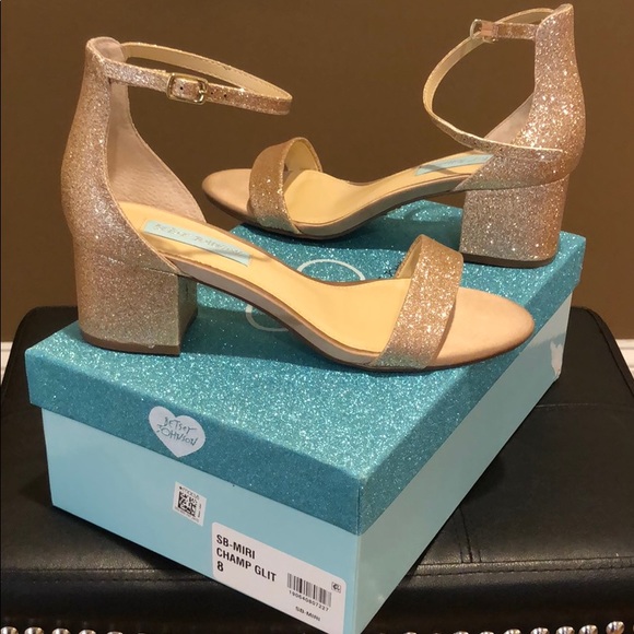 miri evening sandals